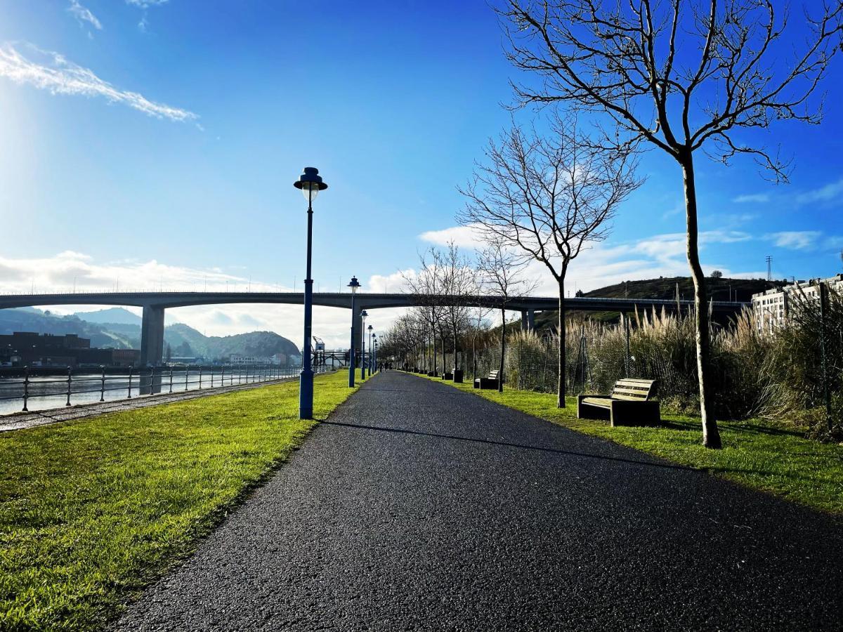 Gran Bilbao XI With Parking By Aston Rentals Баракалдо Екстериор снимка